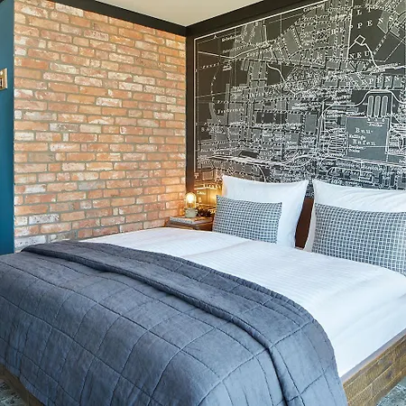 Fliegerdeich & Restaurant 4*