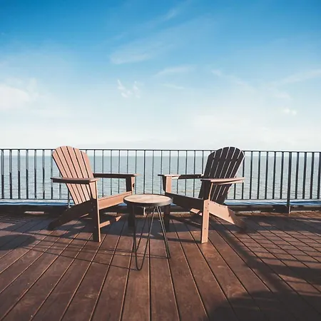 Fliegerdeich & Restaurant 4* ווילהלמסהאבן