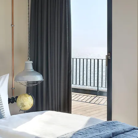 מלון Fliegerdeich & Restaurant 4*