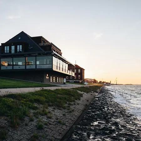 Hotel Fliegerdeich & Restaurant 3*
